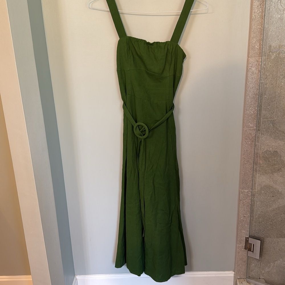 Dress Forum Green Sleeveless Linen Blend Buckle Dress - Picture 6 of 9